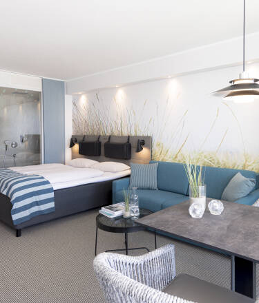 Gönnen Sie sich die ultimative Entspannung. Die luxuriösen Zimmer verfügen über private Saunen und Kamine. Ein Erlebnis, das Sie nie vergessen werden!