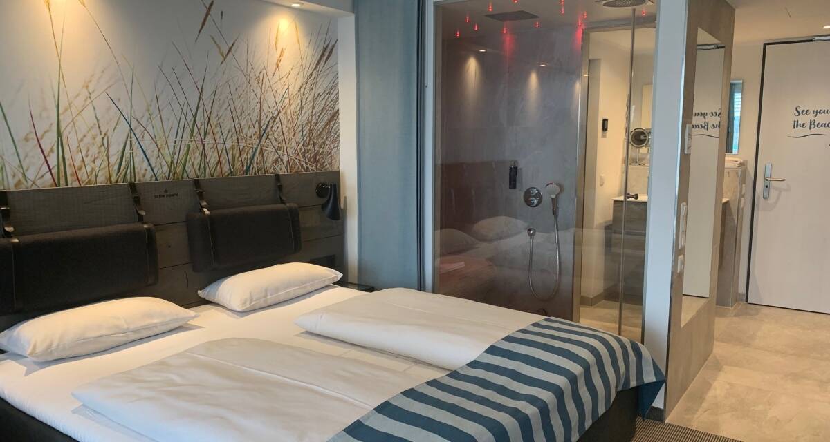 Doppelzimmer mit 1 Zustellbett Superior Wasserblick
