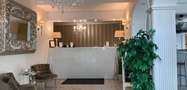 Erleben Sie während Ihres Aufenthalts freundlichen und professionellen Service.