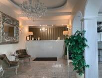 Hotel zur Riede byder jer velkommen i rolige og charmerende omgivelser i en hyggelig atmosfære.