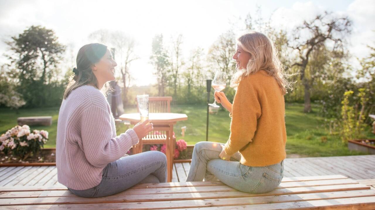 Idyllisk beliggenhet langt fra byens støy, men likevel nær de vakre strendene på vestkysten.