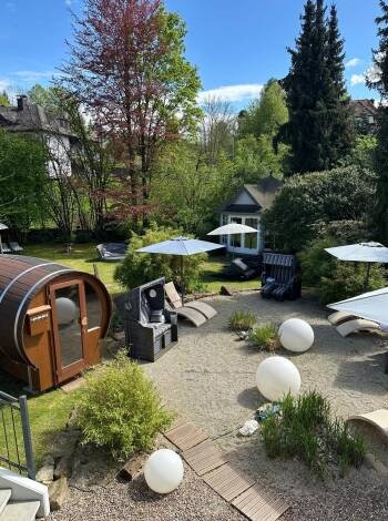 You have free access to the wellness area with swimming pool, sauna, steam bath and Jacuzzi.
