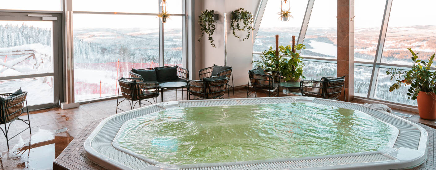 Det er flere forskjellige basseng på hotellet.