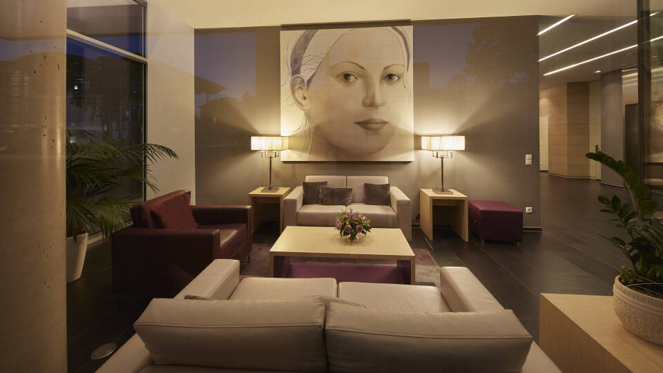 Nyd et ophold på det moderne 3-stjernede Ghotel & Living Koblenz, som har alt hvad I behøver under ferien.
