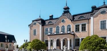 Nyt utsøkte middagsretter, tilberedt av de beste råvarer, som gjør godt for både kropp og sjel.