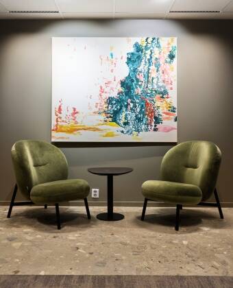 Entdecken Sie die Hotelgalerie mit Kunstausstellungen und lokalen kreativen Werken.