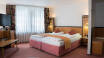 Das Hotel bietet komfortable, geräumige Zimmer. Wenn Sie etwas mehr Komfort wünschen, können Sie eines der schönen Superior-Zimmer buchen.