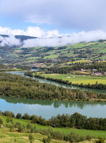 Explore charming villages and landscapes across the Gudbrandsdalen valley.