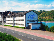 Besttime Hotel Boppard boasts a perfect waterfront location and was renovated in 2023.