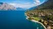 Hotel Deva ligger tæt på Riva del Garda og Gardasøen, og tilbyder en hyggelig og gæstfri base for en kør-selv ferie.