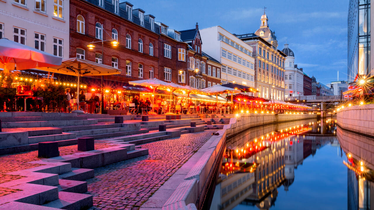 Den korte avstanden til Aarhus, gir dere ideelle muligheter for å utforske de mange mulighetene i Smilets By.