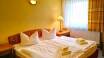 PRIMA Hotel am Eisenberg offers accommodation in classic hotel rooms.