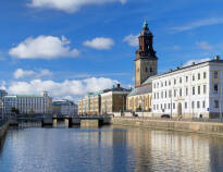 Kombinera gärna er vistelse med ett besök i Göteborg, ca 35 km från Hindås.