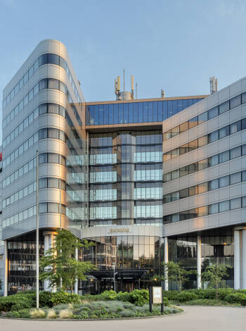 Corendon Amsterdam Schiphol Airport är ett modernt 4-stjärnigt hotell nära Amsterdams flygplats.