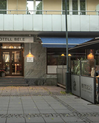 På Hotell Bele bor ni nära restauranger, butiker och sevärdheter.