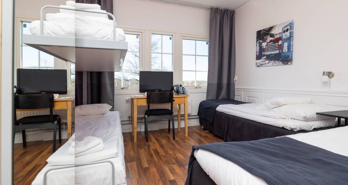 Dobbeltværelse m. 1 ekstra seng