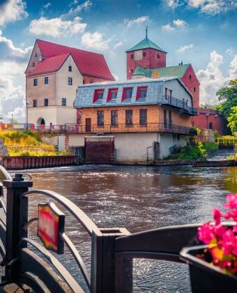 Udforsk Darłowos charme, fra middelalderslottet til de brostensbelagte gader på markedspladsen, alt sammen kun en kort tur væk.