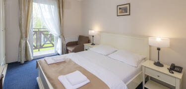 112