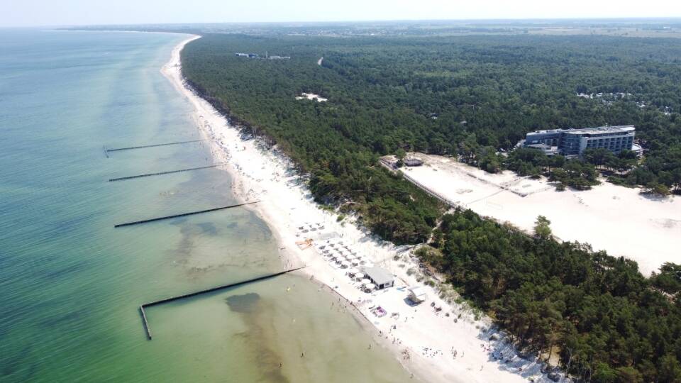 Book din ferie på en af de smukkeste og reneste strande i Polen.