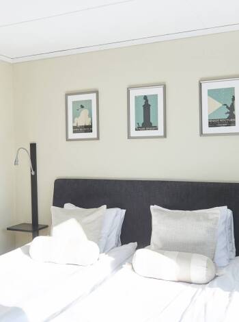 Hier werden Sie in der gemütlichen Atmosphäre des Hotels willkommen geheißen.