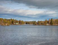 The scenic surroundings offer great opportunities for fishing in the Småland lakes.