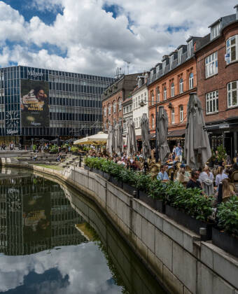 Aarhus ist eine wunderschöne und einladende Stadt mit einem fantastischen Stadtleben