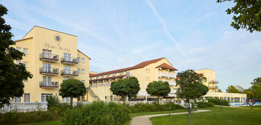 Im Hotel Dorint Marc Aurel Resort erwartet Sie eine ideale Lage mit schneller Anbindung an die Autobahn.