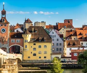 Ge dig ut på spännande utflykter och besök exempelvis Donaudurchbruch, klostret Weltenburg eller den UNESCO-listade staden Regensburg.