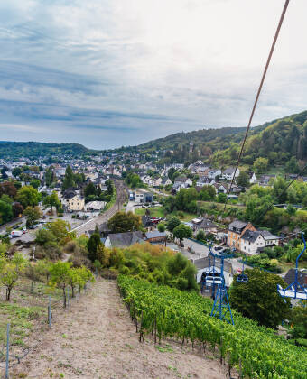 Brug dit VRM-rabatkort til at tage Boppard-stoleliften til Vierseenblick og få en panoramaudsigt over Rhindalen.