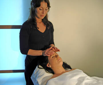 Das Hotel bietet viele verschiedene Wellnessbehandlungen, die Sie vor Ihrer Ankunft buchen sollten.