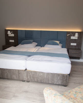 Die Hotelzimmer sind liebevoll und gemütlich eingerichtet.
