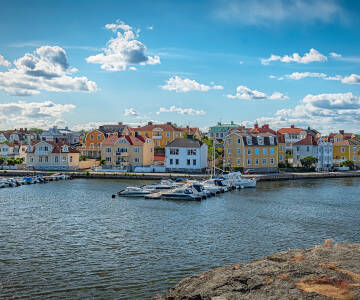 Hotel Astons placering ved vandet giver dig direkte adgang til Blekinges skærgård – perfekt til både sightseeing og afslapning ved vandet.