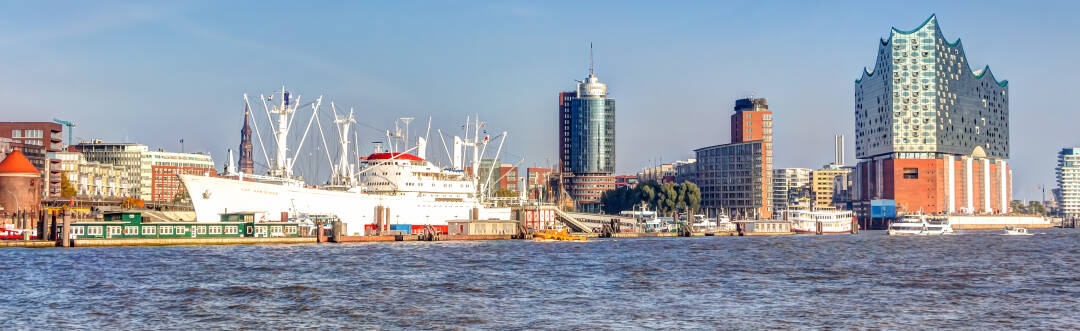 A trip to nearby Hamburg is a must for any holidaymaker in Reinbek.