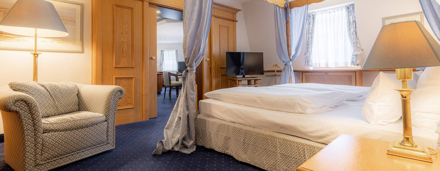 Under er semester sover ni gott på hotellets eleganta och bekväma rum.
