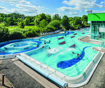 Under dit ophold har du daglig gratis adgang til kurbadet Jod-Sole-Therme Bad Bevensen.
