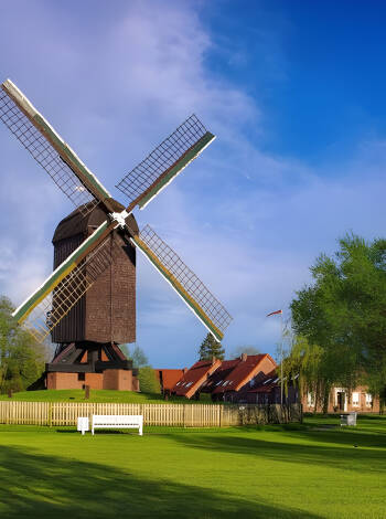 Die charakteristische Mühle in Papenburg sollten Sie auf jeden Fall auf einem Spaziergang durch die Stadt besuchen.