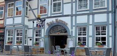 Das Hotel zur Krone Hameln liegt in der Fußgängerzone im Herzen der charmanten Altstadt von Hameln und ist ein idealer Ausgangspunkt für Besichtigungen.