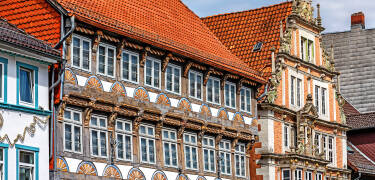 Lassen Sie sich von der schönen Architektur der Weserrenaissance beeindrucken.