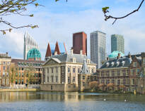 Golden Tulip Zoetermeer giver jer et godt udgangspunkt for at besøge Haag, som bare ligger 15 km fra hotellet.