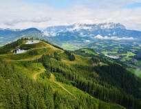 Kitzbühel-alperne er det perfekte sted for aktiv ferie med vandreture og cykelture i smukke omgivelser.