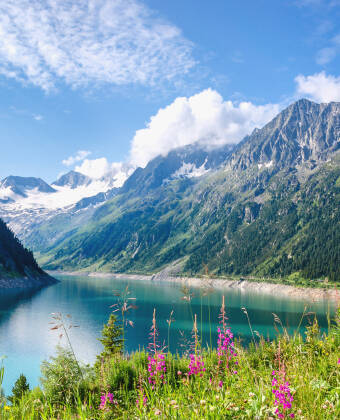 Nyd den pragtfulde natur blandt bjergene i ’Hochgebirgs-Naturpark Zillertaler Alpen’.