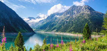 Nyd den pragtfulde natur blandt bjergene i ’Hochgebirgs-Naturpark Zillertaler Alpen’.