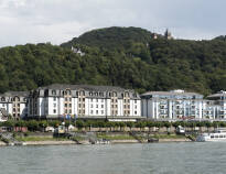 Das Maritim Hotel Königswinter liegt direkt am Rhein und bietet einen fantastischen Blick auf den Fluss.