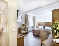 The stylish double rooms provide a comfortable setting for your stay in Germany's second largest city.