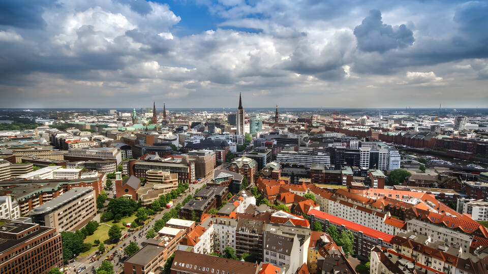 Dette 4-stjernede hotel ligger blot 3 km. fra centrum, og er et perfekt udgangspunkt for oplevelser i Hamburg.