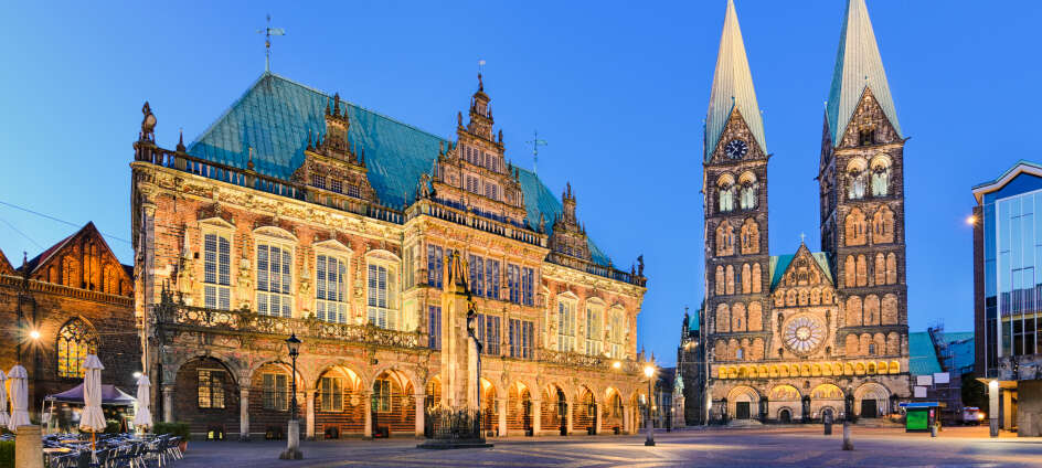 Opplev storbystemningen i Bremen på den store markedsplassen.