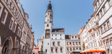 Görlitz är Tysklands östligaste stad och kallas ofta för en arkitektonisk pärla med över 4 000 byggnadsminnen.