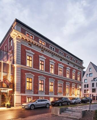 Hotel Anklamer Hof is located in the center of the Hanseatic city in an old post office and telegraph building.