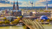 Köln ligger i Rhinland, og er regionens kulturelle hovedstad og universitetsby med mer enn 2000 års historie.