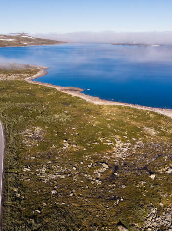 Hotellet ligger i den norska bergsbyn Rauland och strax sydöst om Hardangervidda Nationalpark